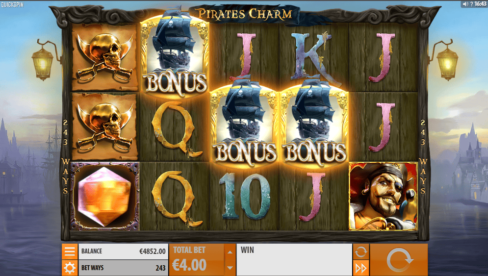 Bonus Scatter Symbols at Pirates Charm Online Slot